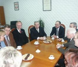 Zdjęcie z galerii: Wizyta Szwedzkiej delegacji w Powiecie Tomaszowskim - 06.03.2004r