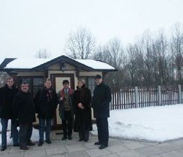 Zdjęcie z galerii: Wizyta Szwedzkiej delegacji w Powiecie Tomaszowskim - 06.03.2004r