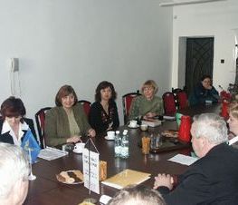 Zdjęcie z galerii: Wizyta Ukraińskiej delegacji w Powiecie Tomaszowskim - 23.03.2004r