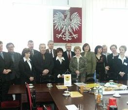 Zdjęcie z galerii: Wizyta Ukraińskiej delegacji w Powiecie Tomaszowskim - 23.03.2004r