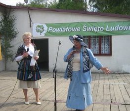 Zdjęcie z galerii: III Powiatowy Przegląd Zespołów Folklorystycznych 