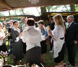 Zdjęcie z galerii: VIII Powiatowy Konkurs Potraw Regionalnych w Czerniewicach - 17.05.2009 r.