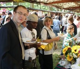 Zdjęcie z galerii: VIII Powiatowy Konkurs Potraw Regionalnych w Czerniewicach - 17.05.2009 r.
