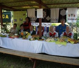 Zdjęcie z galerii: VIII Powiatowy Konkurs Potraw Regionalnych w Czerniewicach - 17.05.2009 r.