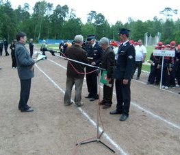 Zdjęcie z galerii: Powiatowe Zawody Sportowo - Pożarnicze w Spale - 06.06.2009 r. 
