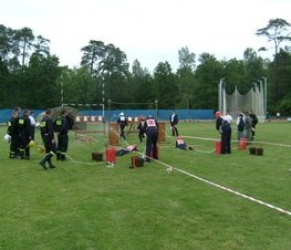 Zdjęcie z galerii: Powiatowe Zawody Sportowo - Pożarnicze w Spale - 06.06.2009 r. 
