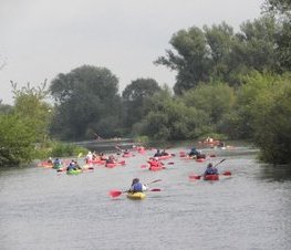Zdjęcie z galerii: III Ogólnopolski spływ kajakowy rzeką Pilicą pn.'PILICA ZACHWYCA' - Tomaszów 2009 - 11-13.09.2009 r.