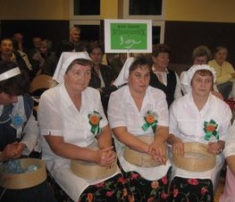 Zdjęcie z galerii: IX Powiatowy Konkurs Darcia Pierza w Rzeczycy - 28.11.2009 r.