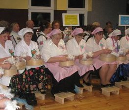 Zdjęcie z galerii: IX Powiatowy Konkurs Darcia Pierza w Rzeczycy - 28.11.2009 r.