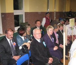 Zdjęcie z galerii: IX Powiatowy Konkurs Darcia Pierza w Rzeczycy - 28.11.2009 r.