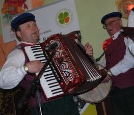 Zdjęcie z galerii: VII Powiatowy Konkurs Pisanek i Palm Wielkanocnych w Prażkach (gm. Będków) - 19.03.2010 r.