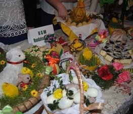 Zdjęcie z galerii: VII Powiatowy Konkurs Pisanek i Palm Wielkanocnych w Prażkach (gm. Będków) - 19.03.2010 r.