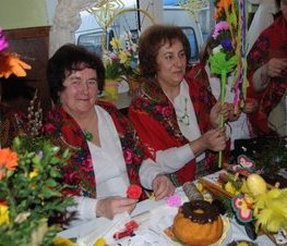 Zdjęcie z galerii: VII Powiatowy Konkurs Pisanek i Palm Wielkanocnych w Prażkach (gm. Będków) - 19.03.2010 r.