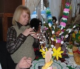 Zdjęcie z galerii: VII Powiatowy Konkurs Pisanek i Palm Wielkanocnych w Prażkach (gm. Będków) - 19.03.2010 r.