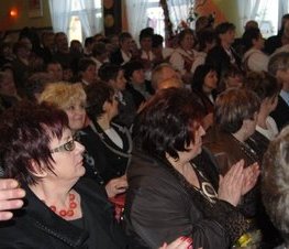 Zdjęcie z galerii: VII Powiatowy Konkurs Pisanek i Palm Wielkanocnych w Prażkach (gm. Będków) - 19.03.2010 r.