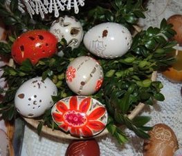 Zdjęcie z galerii: VII Powiatowy Konkurs Pisanek i Palm Wielkanocnych w Prażkach (gm. Będków) - 19.03.2010 r.