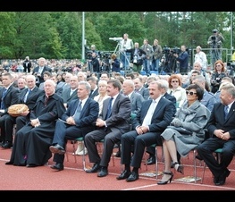 Zdjęcie z galerii: Dożynki Prezydenckie w Spale - 19.09.2010 r.