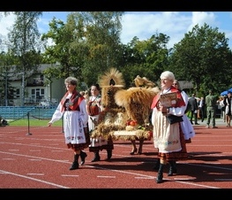 Zdjęcie z galerii: Dożynki Prezydenckie w Spale - 19.09.2010 r.