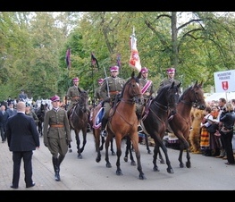 Zdjęcie z galerii: Dożynki Prezydenckie w Spale - 19.09.2010 r.