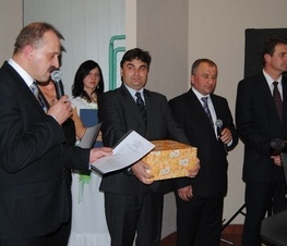 Zdjęcie z galerii: Powiatowy Konkurs Kiszenia Kapusty w Budziszewicach - 10.11.2010 r. 
