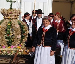 Zdjęcie z galerii: Dożynki Prezydenckie Spała 2011 - 25 września