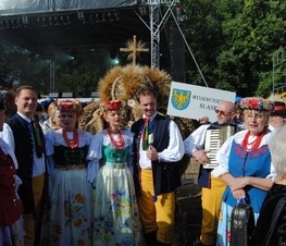 Zdjęcie z galerii: Dożynki Prezydenckie Spała 2011 - 25 września