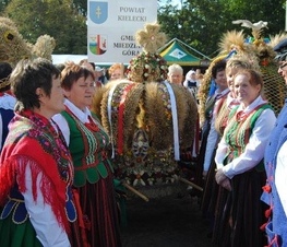 Zdjęcie z galerii: Dożynki Prezydenckie Spała 2011 - 25 września