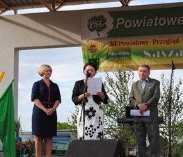 Zdjęcie z galerii: NASZA TRADYCJA - Przegląd Zespołów Folklorystycznych w Żelechlinku - 27.05.2012