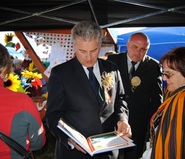 Zdjęcie z galerii: Dożynki Wojewódzkie w Piotrkowie Tryb. - 23.IX.2012