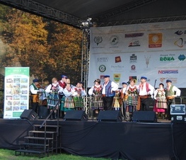 Zdjęcie z galerii: Promocja powiatu podczas Hubertusa Spalskiego - 20.10.2012