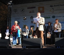 Zdjęcie z galerii: Promocja powiatu podczas Hubertusa Spalskiego - 20.10.2012