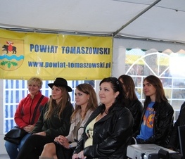 Zdjęcie z galerii: Promocja powiatu podczas Hubertusa Spalskiego - 20.10.2012