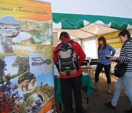 Zdjęcie z galerii: Promocja powiatu podczas Hubertusa Spalskiego - 20.10.2012