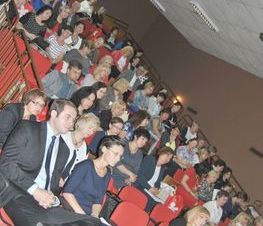 Zdjęcie z galerii: Konferencja upowszechniająca projekt pn. 'Nowe jutro, lepsze jutro - kompleksowy system doskonalenia Nauczycieli i Dyrektorów w Powiecie Tomaszowskim'