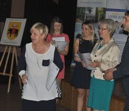 Zdjęcie z galerii: Konferencja upowszechniająca projekt pn. 'Nowe jutro, lepsze jutro - kompleksowy system doskonalenia Nauczycieli i Dyrektorów w Powiecie Tomaszowskim'
