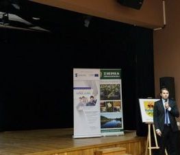 Zdjęcie z galerii: Konferencja upowszechniająca projekt pn. 'Nowe jutro, lepsze jutro - kompleksowy system doskonalenia Nauczycieli i Dyrektorów w Powiecie Tomaszowskim'