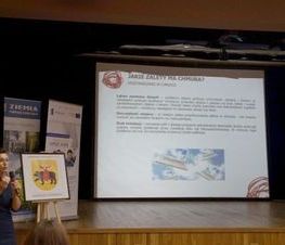 Zdjęcie z galerii: Konferencja upowszechniająca projekt pn. 'Nowe jutro, lepsze jutro - kompleksowy system doskonalenia Nauczycieli i Dyrektorów w Powiecie Tomaszowskim'