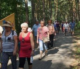 Zdjęcie z galerii: Rajd pieszo-rowerowy Seniorów z Powiatowego Stowarzyszenia Emerytów, Rencistów i Inwalidów