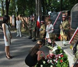 Zdjęcie z galerii: 71. rocznica wybuchu Powstania Warszawskiego