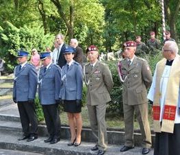Zdjęcie z galerii: 71. rocznica wybuchu Powstania Warszawskiego