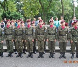 Zdjęcie z galerii: Galeria zdjęć z uroczystości patriotyczno- religijnej z dnia 4 września 2015 roku z okazji obchodów 76.Rocznicy Wybuchu II Wojny Światowej , 76.Rocznicy Walk W Tomaszowie Mazowieckim, 76.Rocznicy Agre