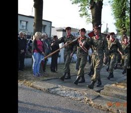 Zdjęcie z galerii: Galeria zdjęć z uroczystości patriotyczno- religijnej z dnia 4 września 2015 roku z okazji obchodów 76.Rocznicy Wybuchu II Wojny Światowej , 76.Rocznicy Walk W Tomaszowie Mazowieckim, 76.Rocznicy Agre
