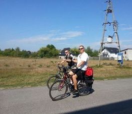 Zdjęcie z galerii: XIII Rodzinny Rajd Rowerowy 7.09.2015 r.