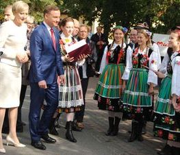 Zdjęcie z galerii: Dożynki Prezydenckie w Spale -Niedziela 13.09.2015