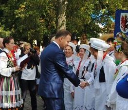 Zdjęcie z galerii: Dożynki Prezydenckie w Spale -Niedziela 13.09.2015