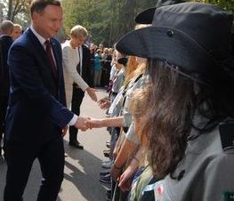 Zdjęcie z galerii: Dożynki Prezydenckie w Spale -Niedziela 13.09.2015