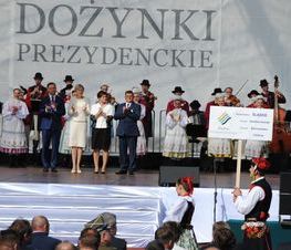 Zdjęcie z galerii: Dożynki Prezydenckie w Spale -Niedziela 13.09.2015