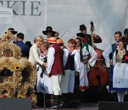 Zdjęcie z galerii: Dożynki Prezydenckie w Spale -Niedziela 13.09.2015