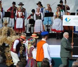 Zdjęcie z galerii: Dożynki Prezydenckie w Spale -Niedziela 13.09.2015