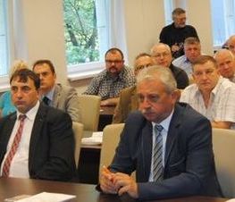 Zdjęcie z galerii: Konferencja 'Badanie techniczne pojazdów z kierownicą po prawej stronie w świetle nowych przepisów prawa'